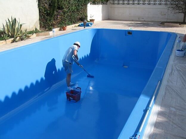 paint a swimming pool